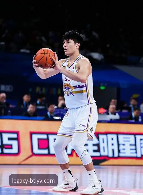 陈国豪对旧主为何连续两次被“回避条款”限制？在b体育官方平台看卡位战更清晰
